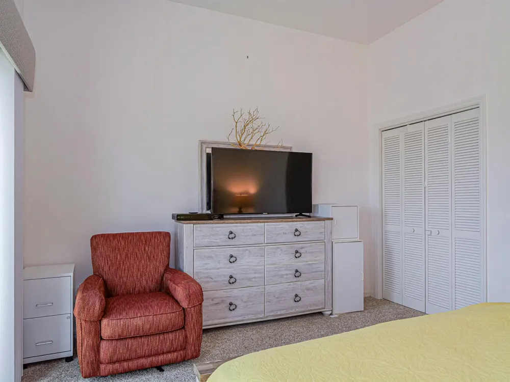 5025 Harmony Circle #202 Vero Beach, FL 32967