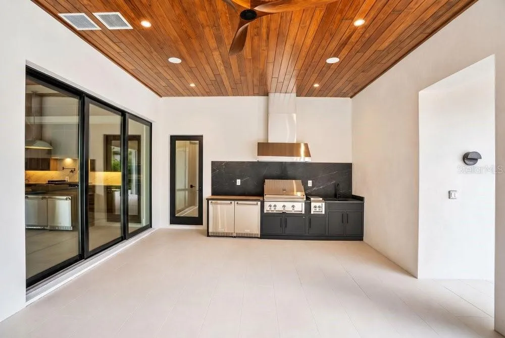 8342 BOYLA COURT Windermere, FL 34786