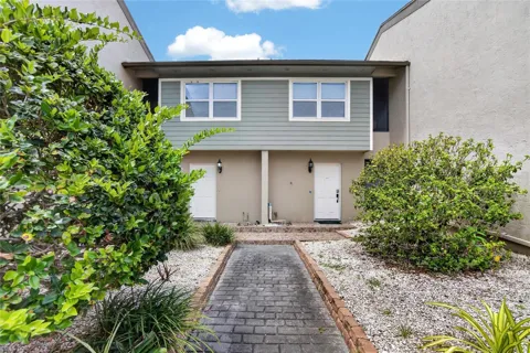 1028 APOLLO BEACH BOULEVARD #11