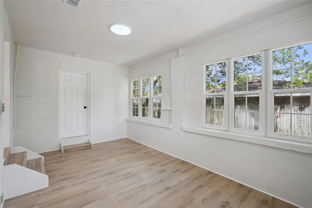 137 LUCERNE DRIVE Debary, FL 32713