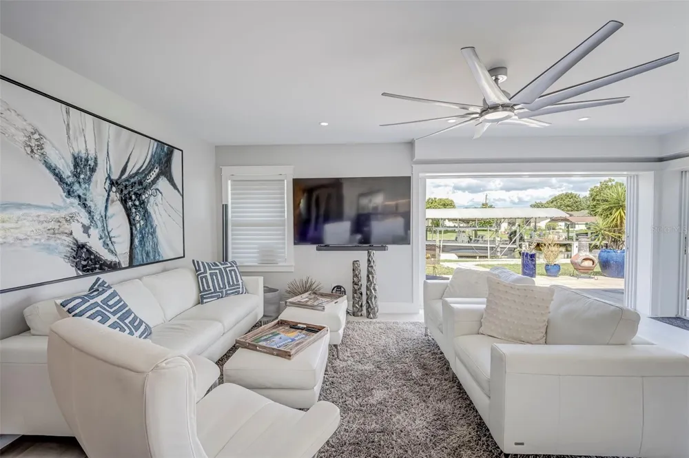 5204 TOWER DRIVE Cape Coral, FL 33904