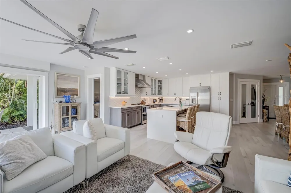 5204 TOWER DRIVE Cape Coral, FL 33904