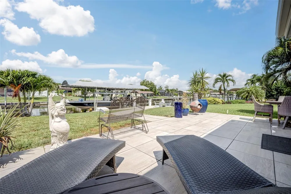 5204 TOWER DRIVE Cape Coral, FL 33904
