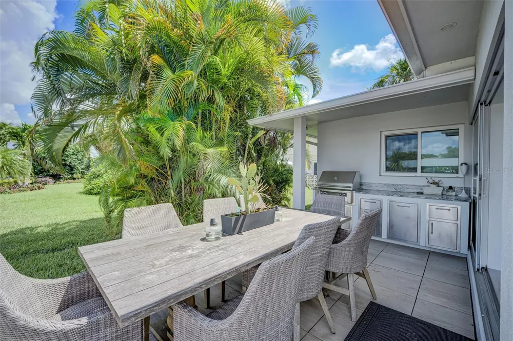 5204 TOWER DRIVE Cape Coral, FL 33904