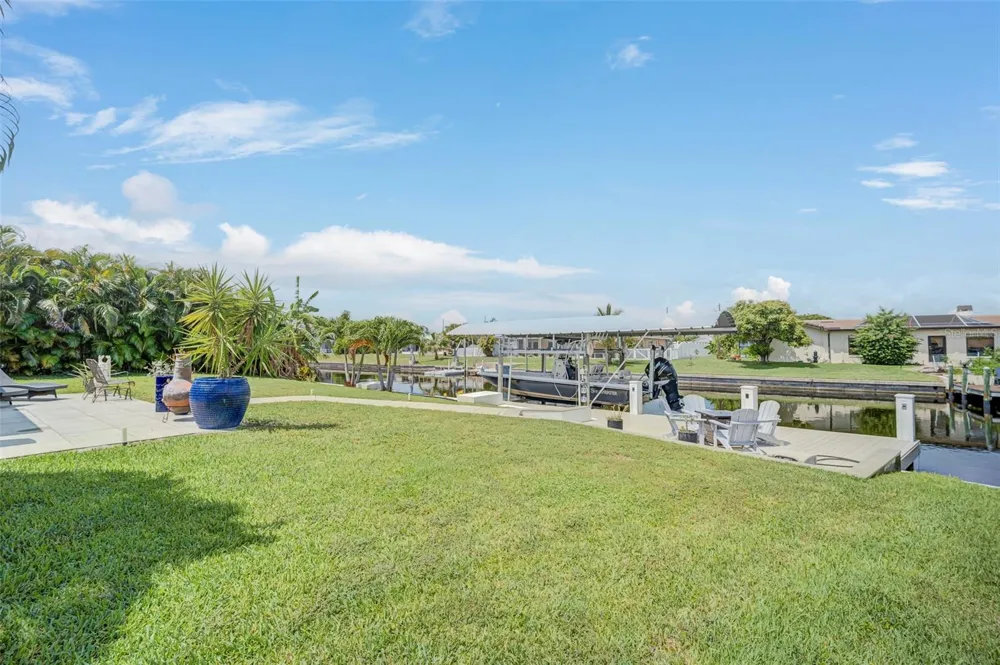5204 TOWER DRIVE Cape Coral, FL 33904