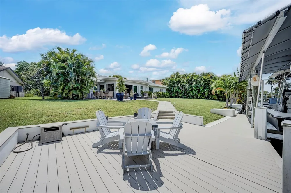 5204 TOWER DRIVE Cape Coral, FL 33904