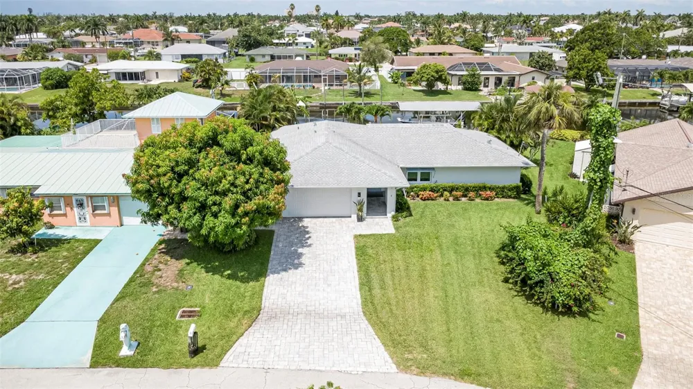 5204 TOWER DRIVE Cape Coral, FL 33904