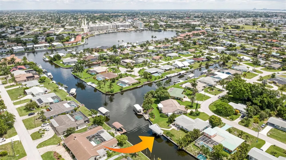 5204 TOWER DRIVE Cape Coral, FL 33904