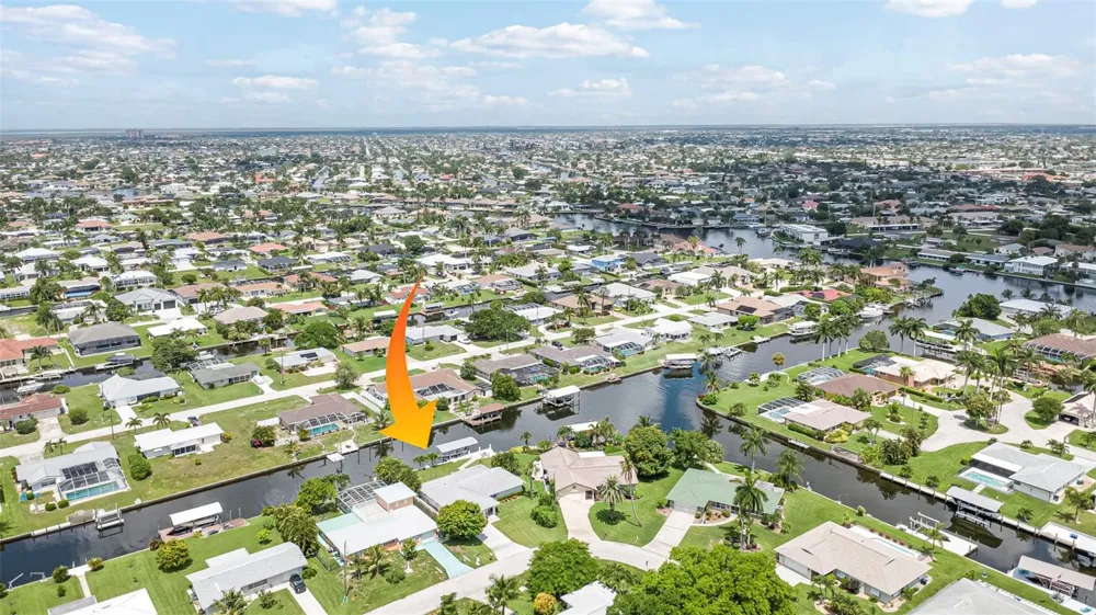5204 TOWER DRIVE Cape Coral, FL 33904