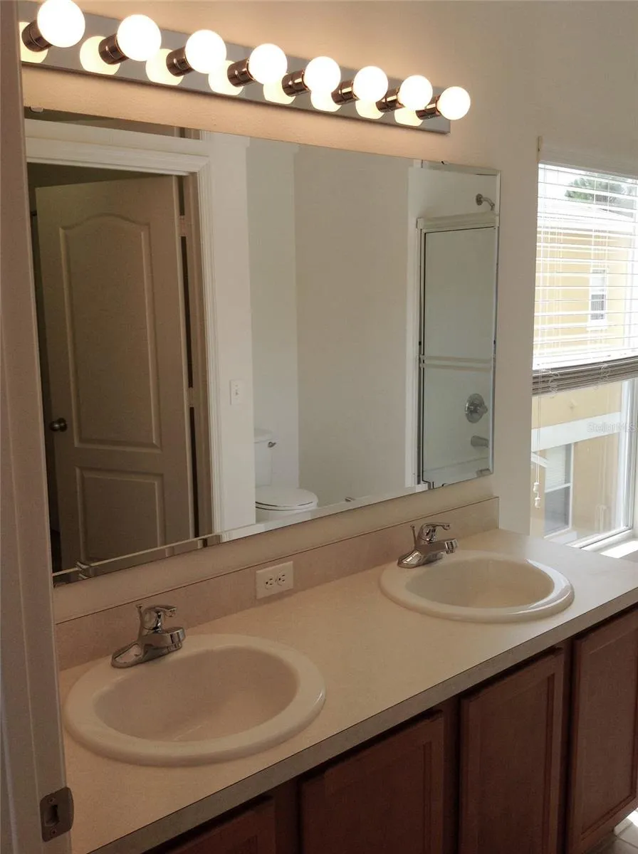 2300 BETSY ROSS LANE St Cloud, FL 34769