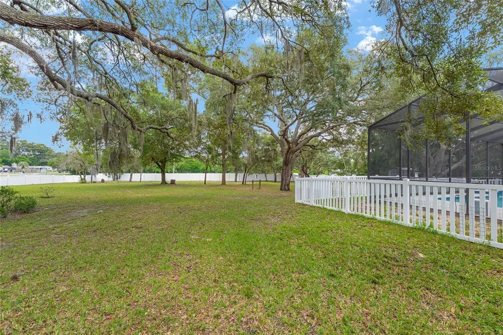 4611 RUSHMORE LOOP Beverly Hills, FL 34465