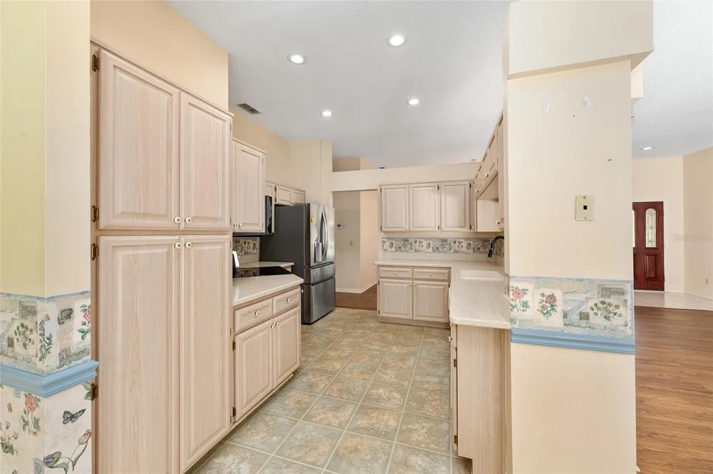 4611 RUSHMORE LOOP Beverly Hills, FL 34465