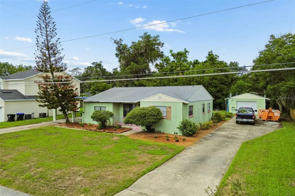 3742 MARTIN STREET Orlando, FL 32806