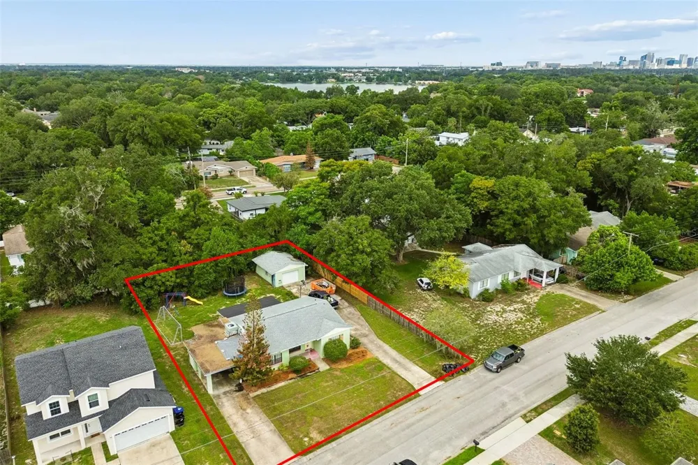 3742 MARTIN STREET Orlando, FL 32806