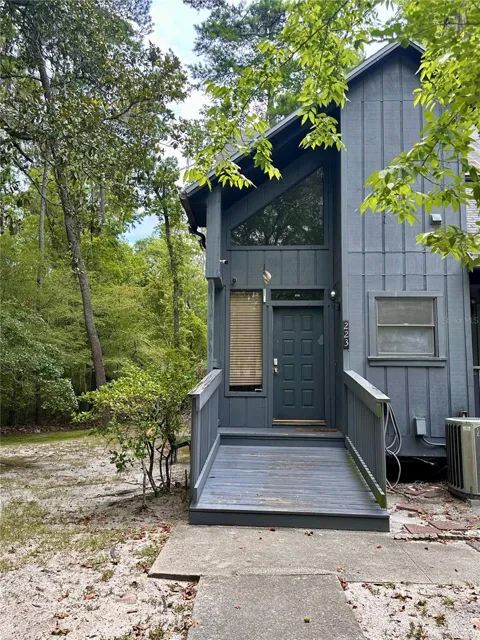 223 NW 34TH STREET