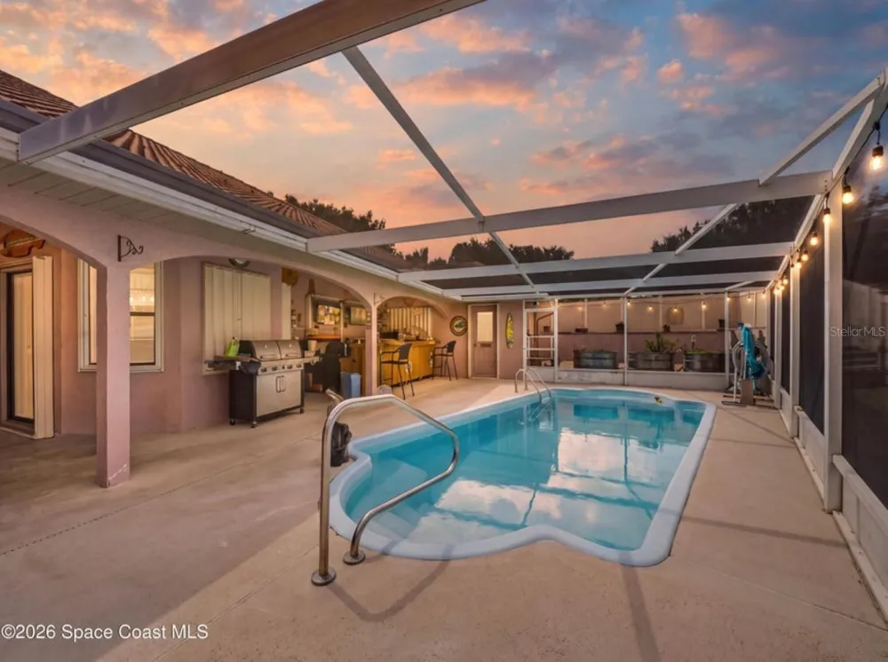 4562 HELENA DRIVE Titusville, FL 32780