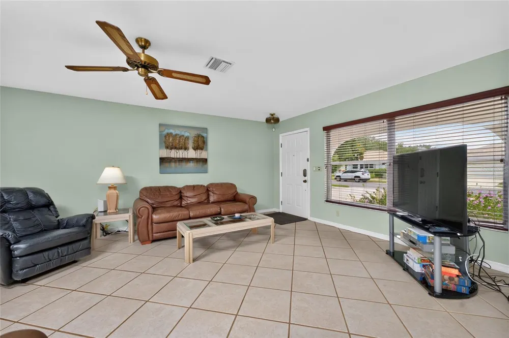 1458 STRADA D ARGENTO Venice, FL 34292
