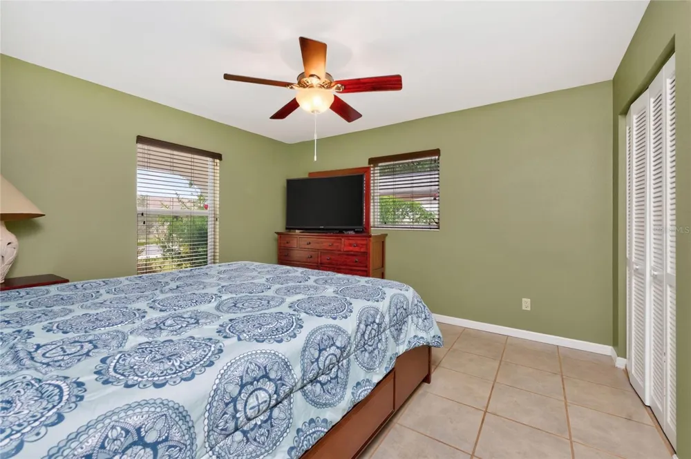 1458 STRADA D ARGENTO Venice, FL 34292