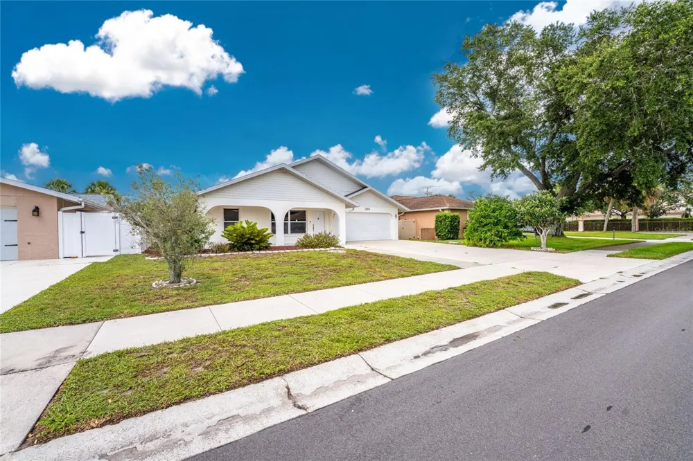 1458 STRADA D ARGENTO Venice, FL 34292