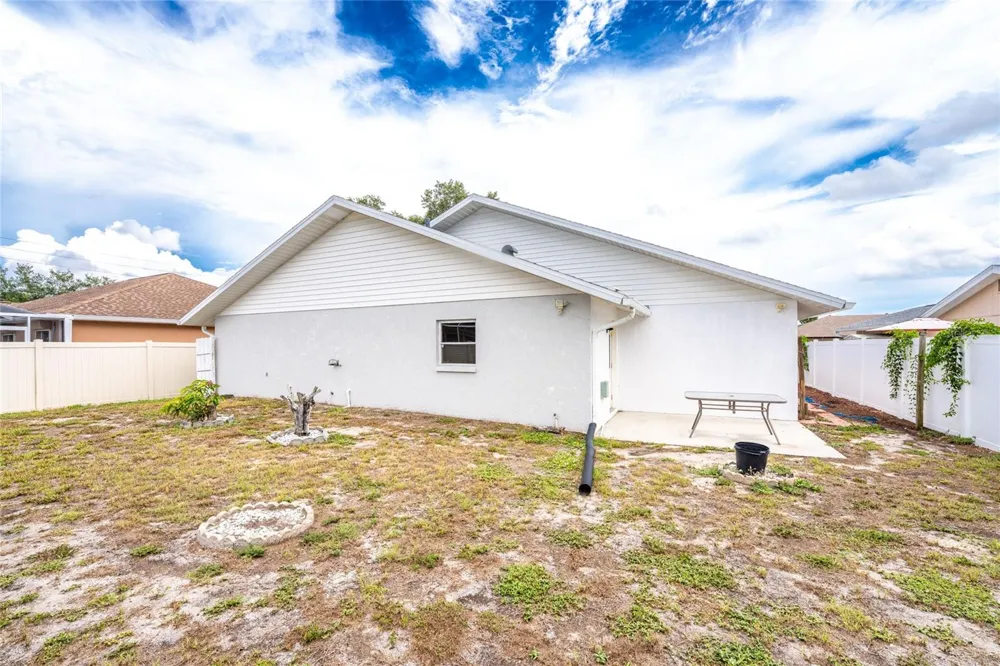 1458 STRADA D ARGENTO Venice, FL 34292