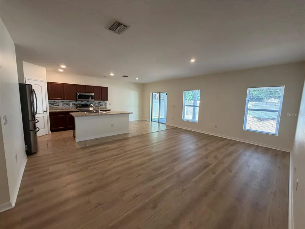 10119 CANDLEBERRY WOODS LANE Gibsonton, FL 33534