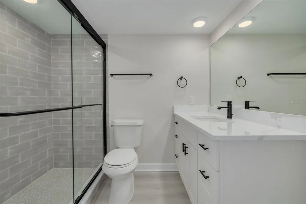 4550 OVERLOOK DRIVE NE #155 St Petersburg, FL 33703