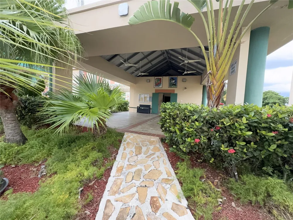 120 AVENIDA LA SIERRA #F6102 San Juan, PR 00926
