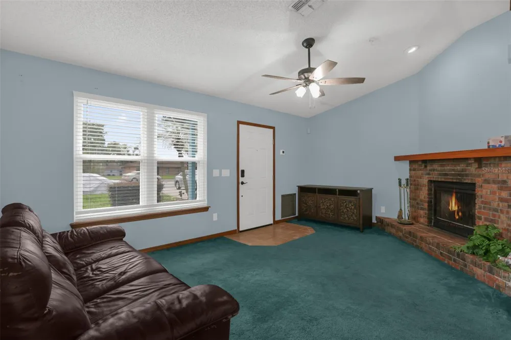 1762 HOWLAND BOULEVARD Deltona, FL 32738