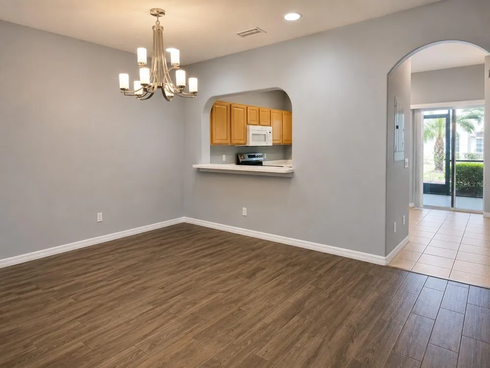 215 CAPE HARBOUR LOOP #103 Bradenton, FL 34212