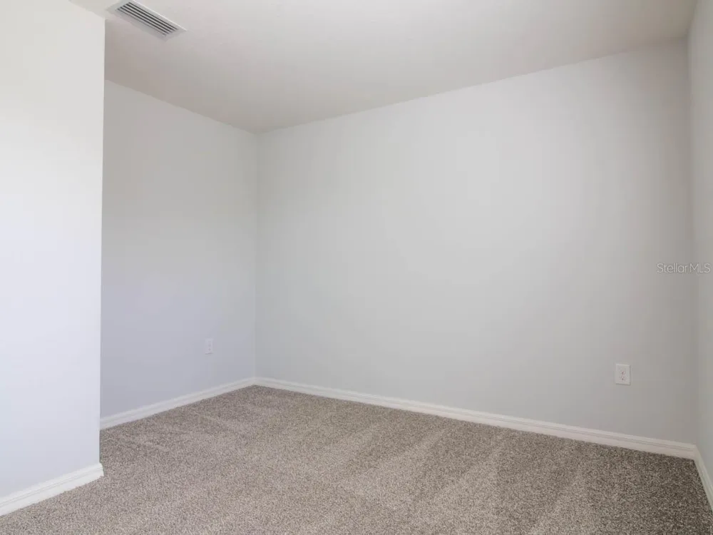 1097 GRANTHAM DRIVE Sarasota, FL 34234