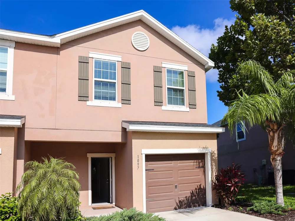 1097 GRANTHAM DRIVE Sarasota, FL 34234