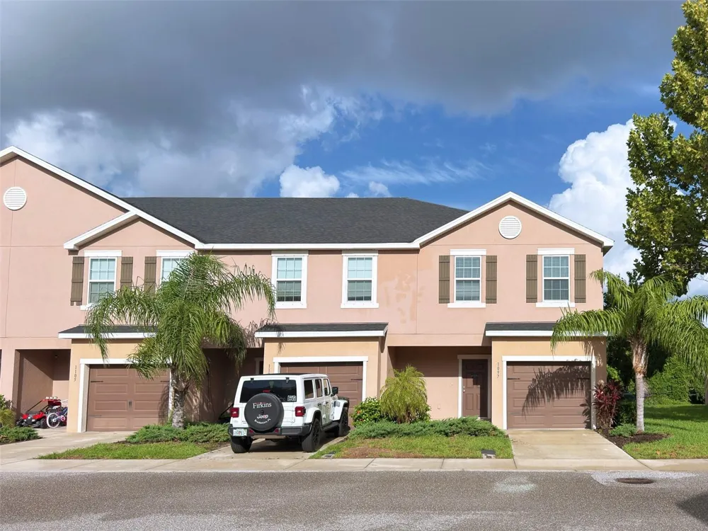 1097 GRANTHAM DRIVE Sarasota, FL 34234