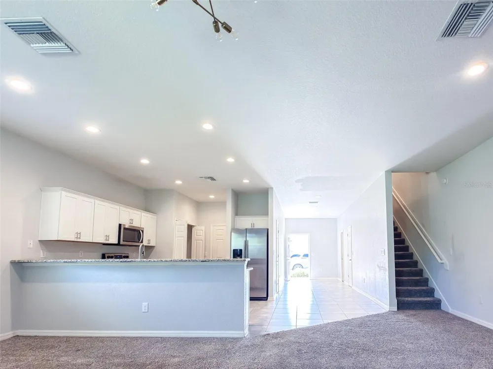 1097 GRANTHAM DRIVE Sarasota, FL 34234