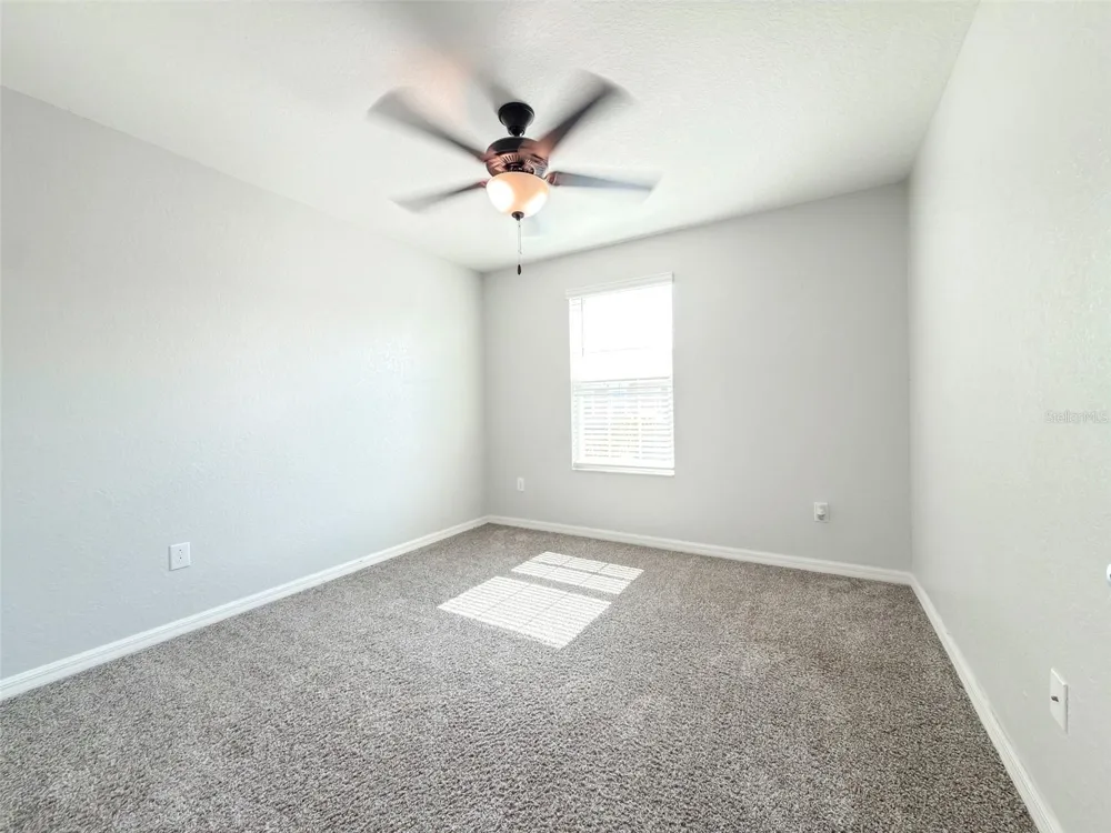 1097 GRANTHAM DRIVE Sarasota, FL 34234