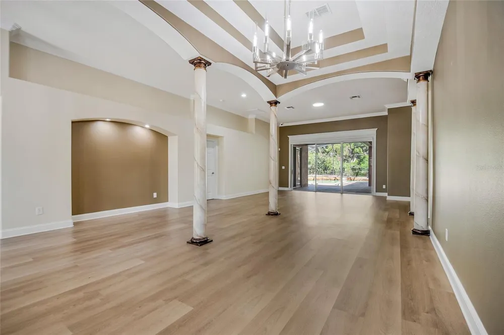 8615 WARWICK SHORE CROSSING Orlando, FL 32829