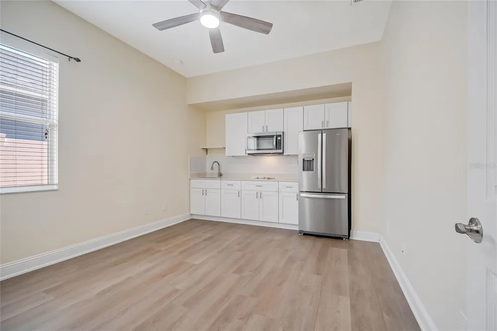 8615 WARWICK SHORE CROSSING Orlando, FL 32829