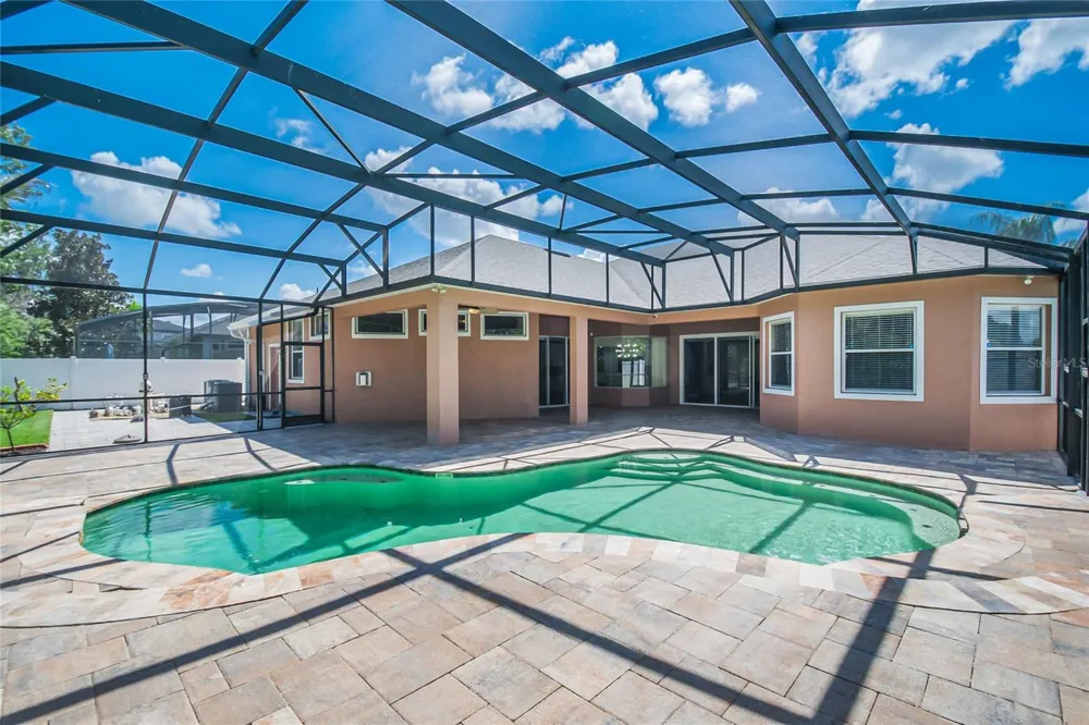 8615 WARWICK SHORE CROSSING Orlando, FL 32829