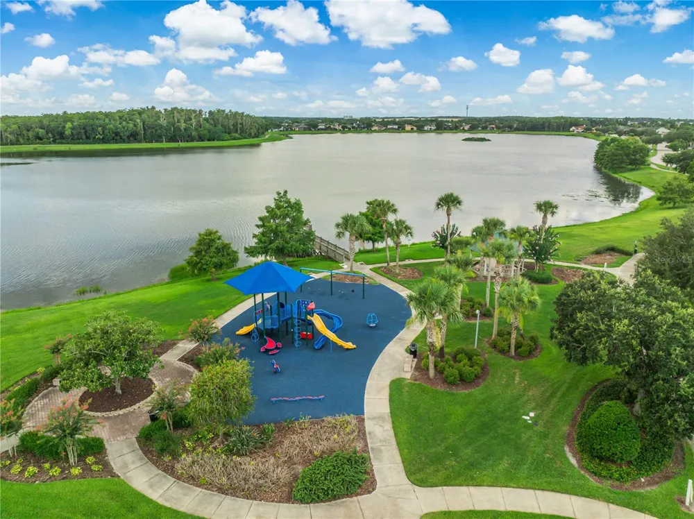 8615 WARWICK SHORE CROSSING Orlando, FL 32829