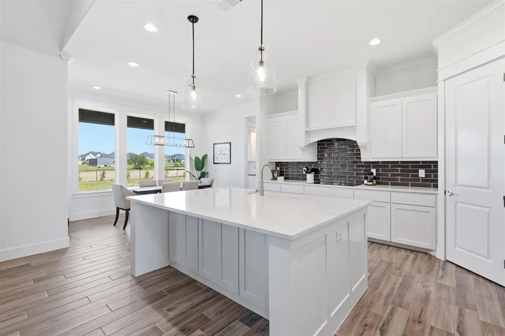 901 Medaris Way Azle, TX 76020