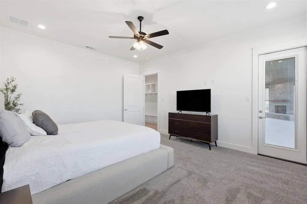 901 Medaris Way Azle, TX 76020
