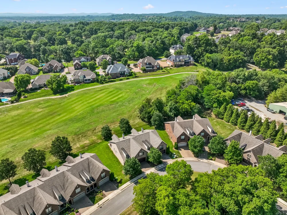 143 Village Cir Lebanon, TN 37087