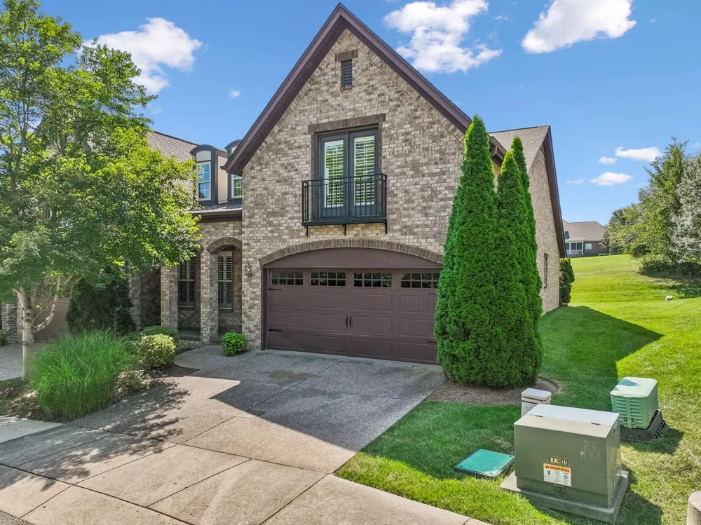 143 Village Cir Lebanon, TN 37087