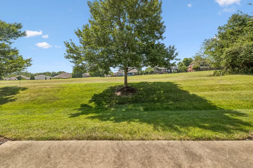 143 Village Cir Lebanon, TN 37087