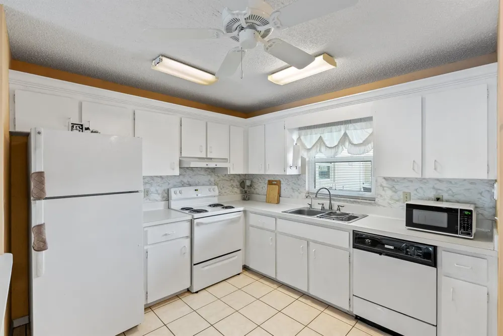 6531 SE Federal Highway #M112 Stuart, FL 34997