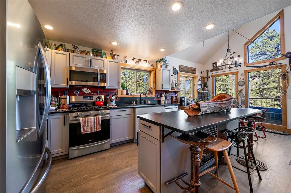 1720 Ute Trail Como, CO 80456