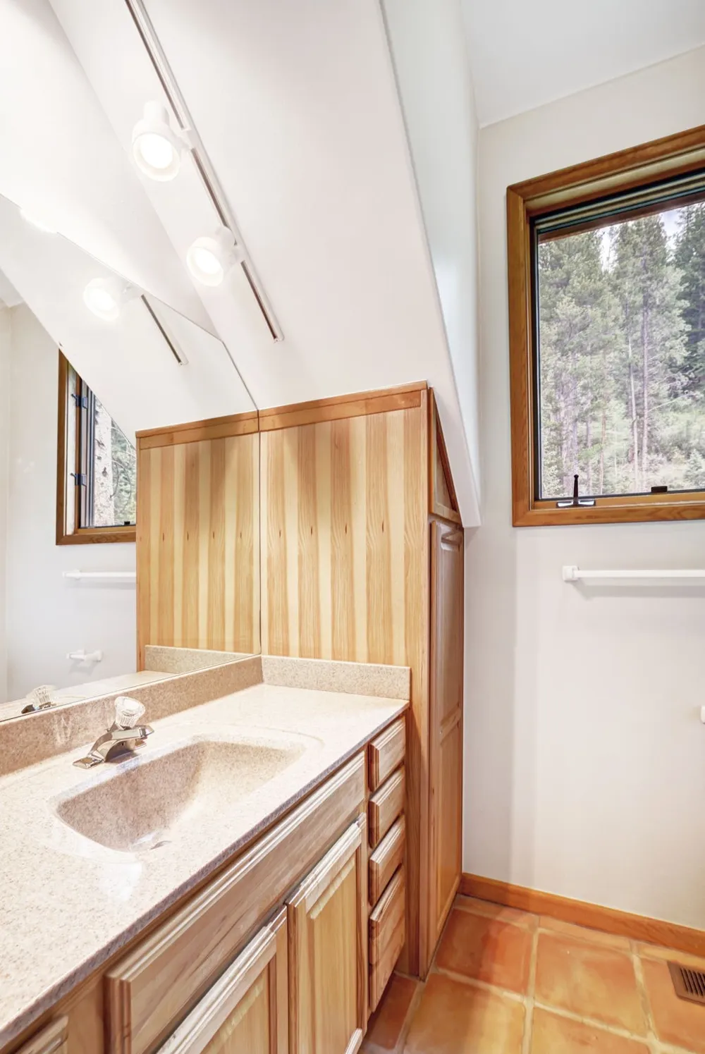 566 Blue River Road Blue River, CO 80424