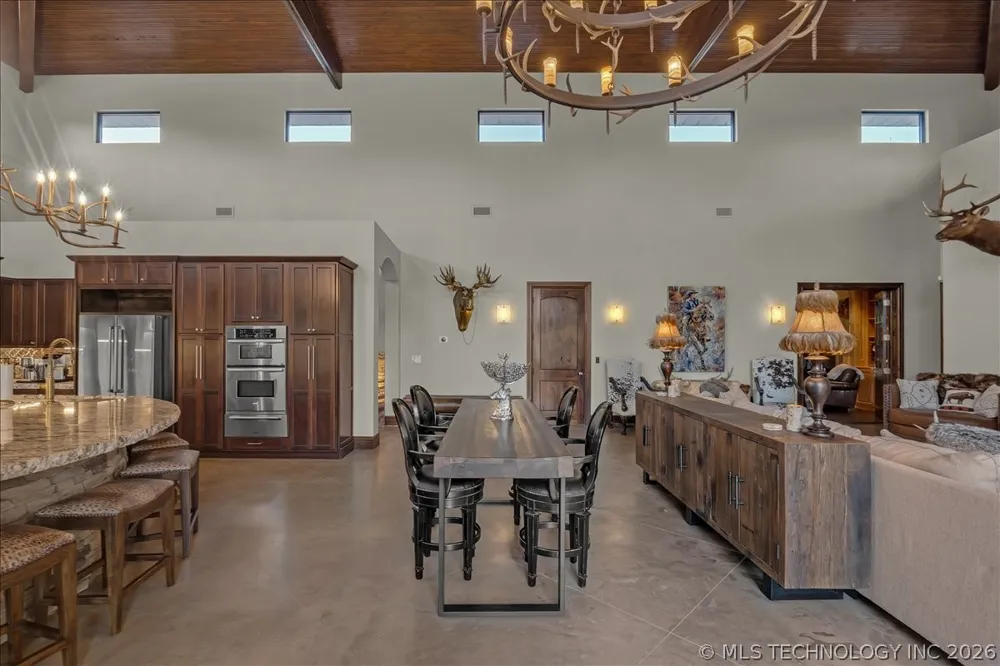 14380 Creager Road Mounds, OK 74047