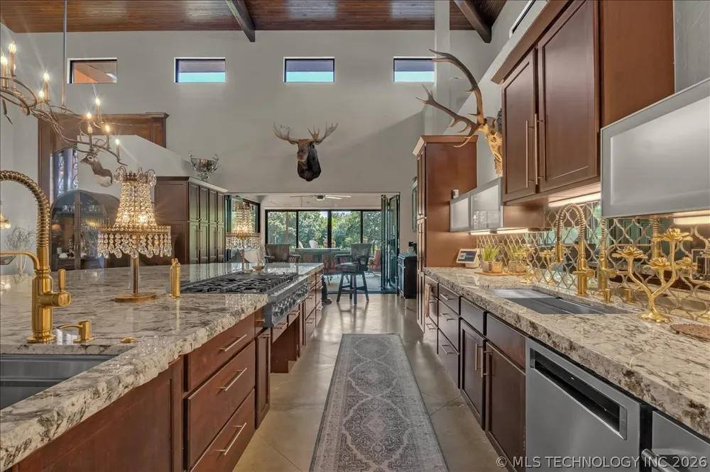 14380 Creager Road Mounds, OK 74047