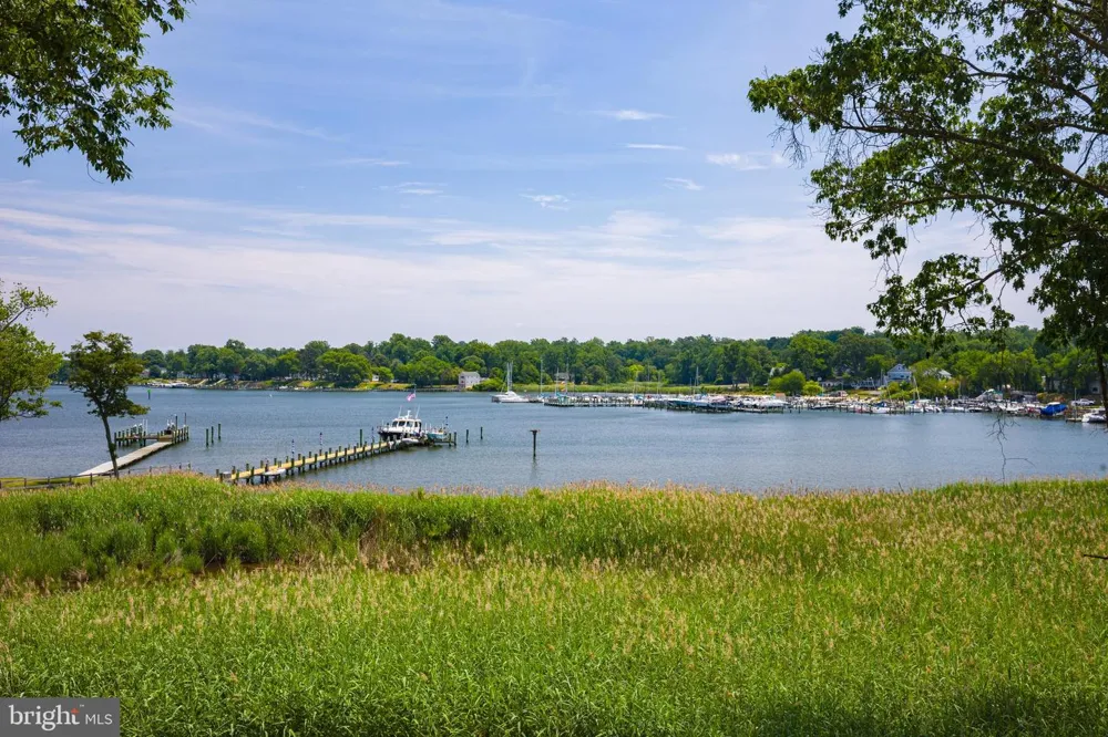 1018 MAGOTHY AVENUE Arnold, MD 21012