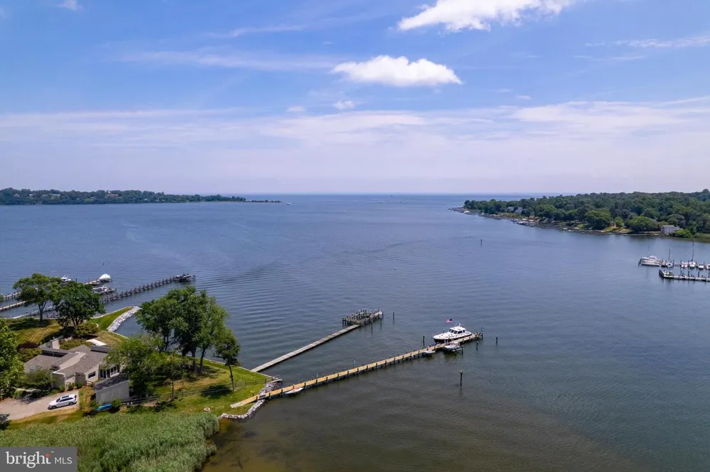 1018 MAGOTHY AVENUE Arnold, MD 21012